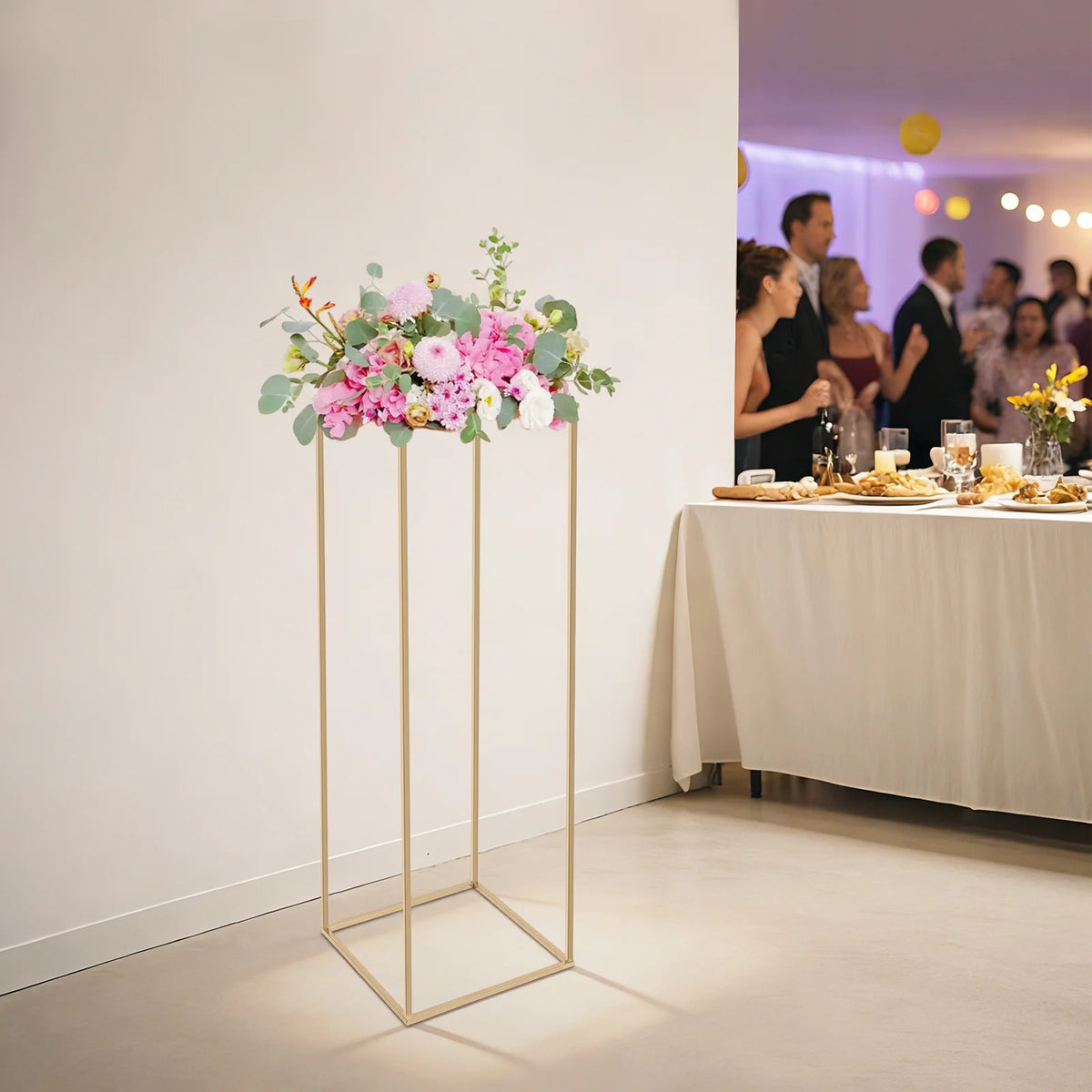 Modern Metal Floral Centerpiece Stand for Weddings and Banquets