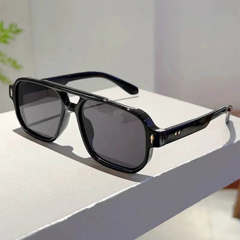 Vintage Double Bridges Men Square Sunglasses Fashion Green Ocean Lens UV400 Eyewear Women Trending Rivets Sun Glasses