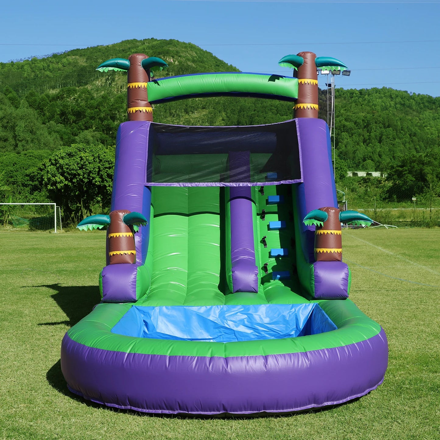 King Inflatable Water Slide Bounce House With 1100W Blower