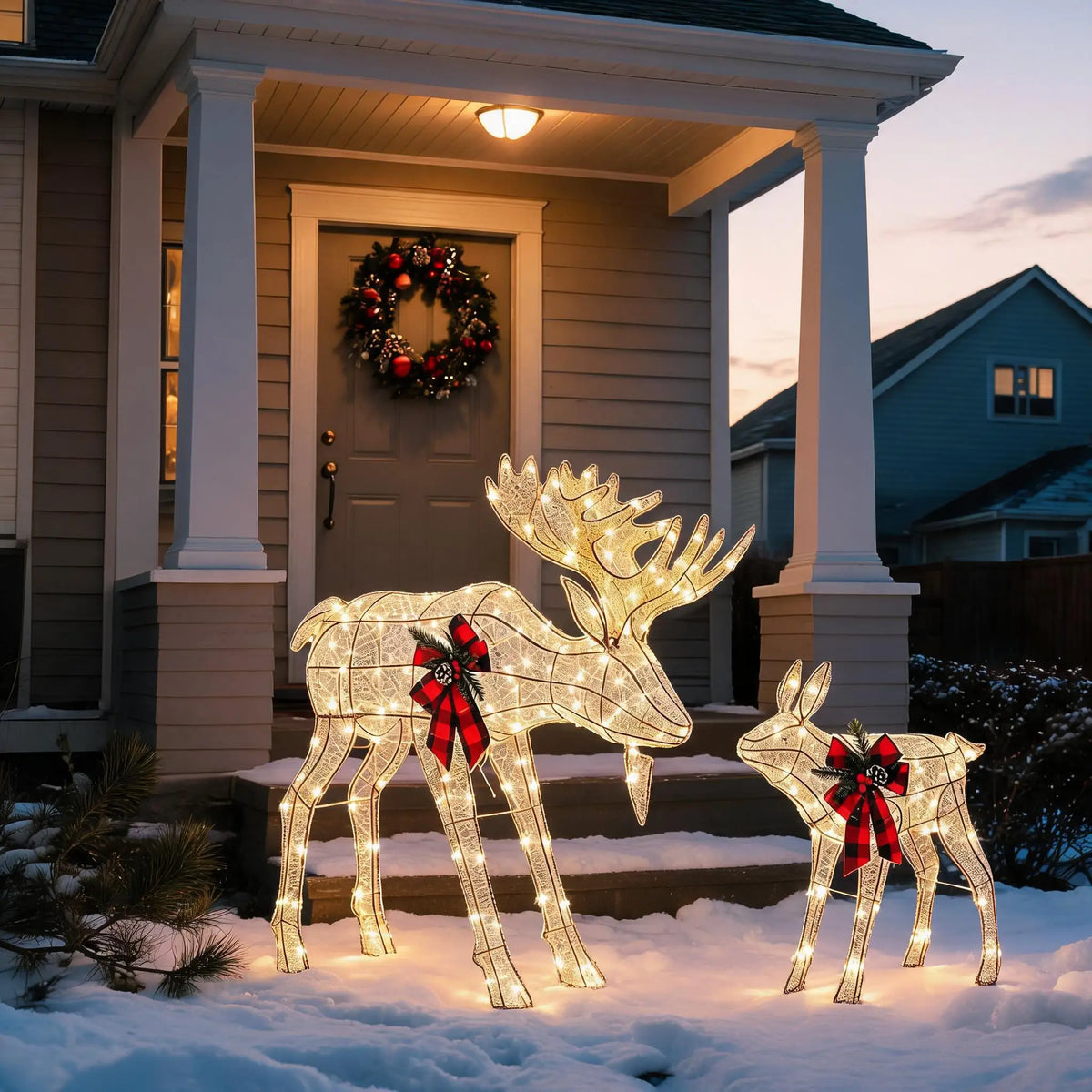 2 Piece Reindeer Family Outdoor Yard Decoration With LED Lights